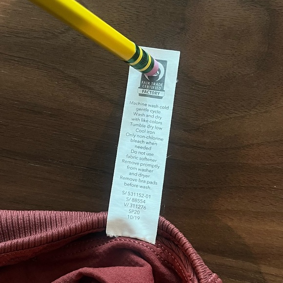 Athleta - Intensity Support Top in SuperSonic - Picture 10 of 10